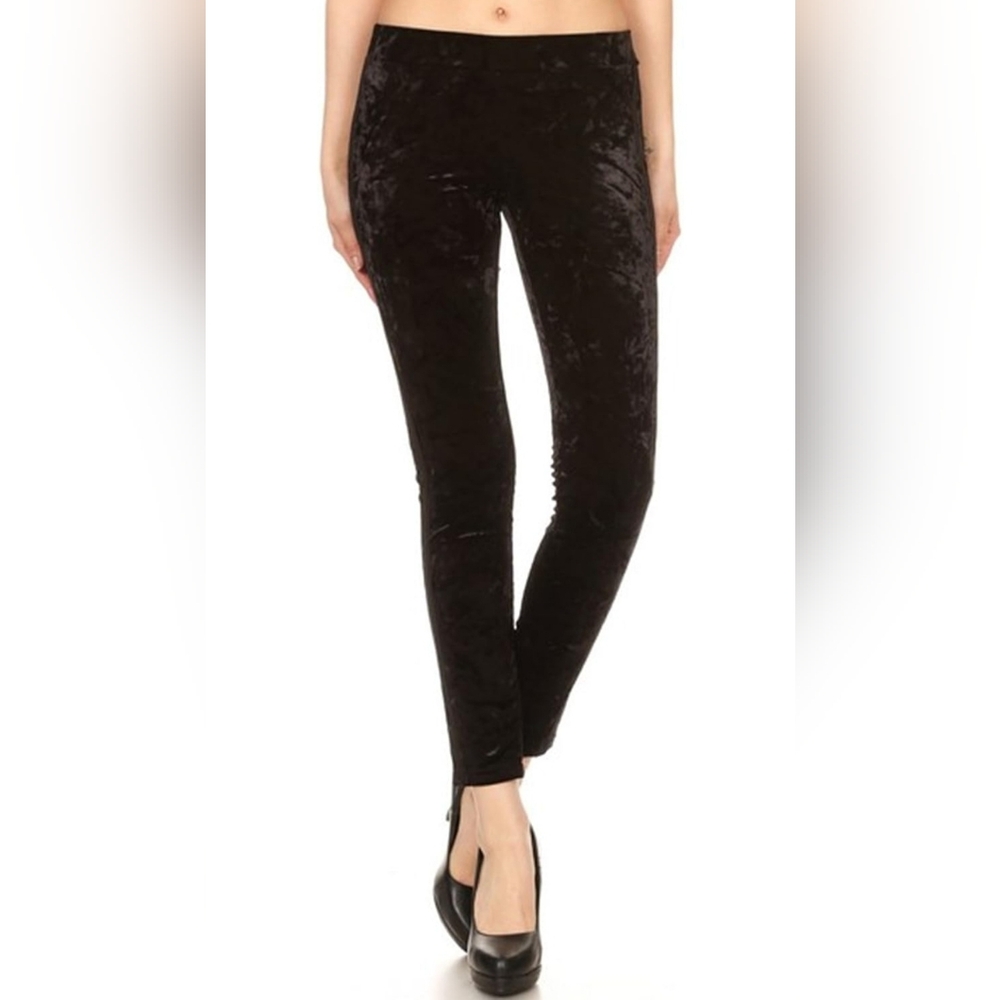 Velvet Leggings Black Size Small NWT